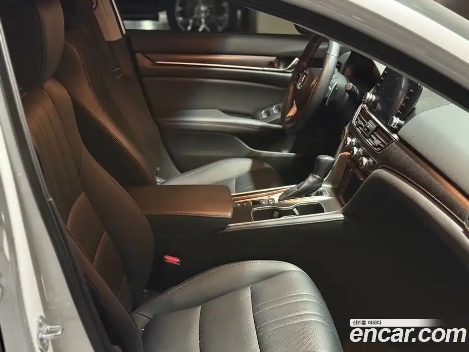 Honda Accord 2022 1.5 Автомат в Москве № 170705, фото 11