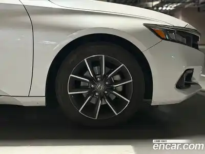 Honda Accord 2022 1.5 Автомат в Москве № 170705, миниатюра 5