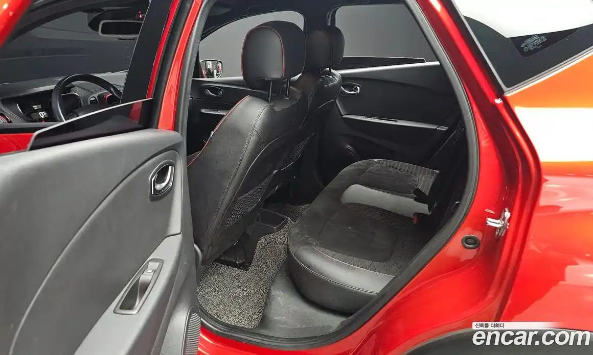 Renault QM3 2019 1.5 Автомат в Москве № 177528, фото 12