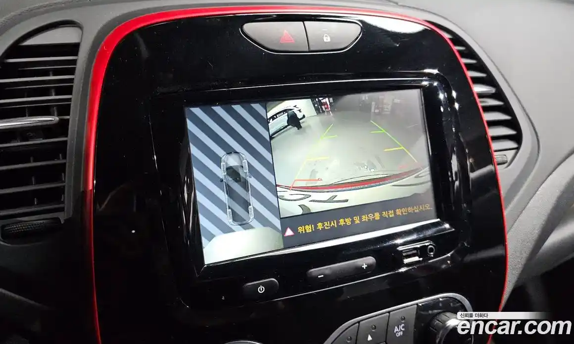 Renault QM3 2019 1.5 Автомат в Москве № 177528, фото 15