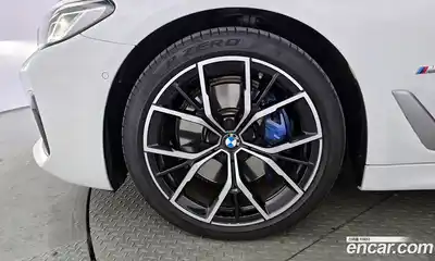 BMW 5-Series 2021 2.0 Автомат в Москве № 189100, миниатюра 2