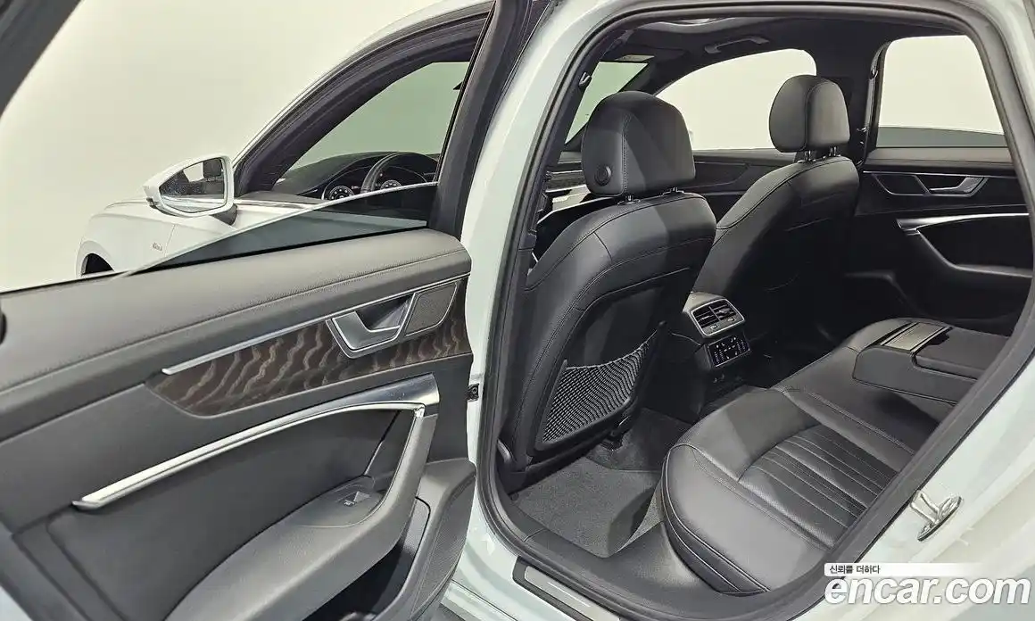 Audi A6 2022 2.0 Автомат в Москве № 189776, фото 12