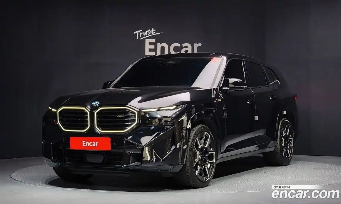 BMW XM 2023 4.4 Автомат в Москве № 191185, фото 1