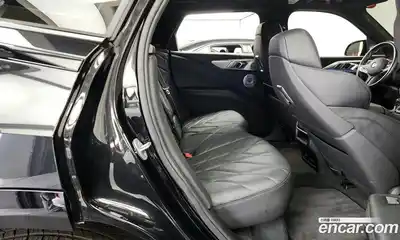 BMW XM 2023 4.4 Автомат в Москве № 191185, миниатюра 12