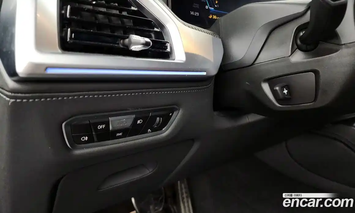 BMW XM 2023 4.4 Автомат в Москве № 191185, фото 16