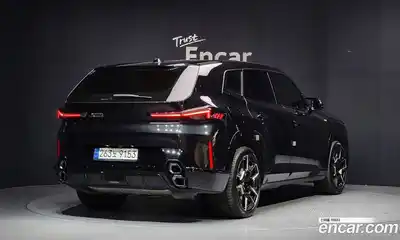 BMW XM 2023 4.4 Автомат в Москве № 191185, миниатюра 2