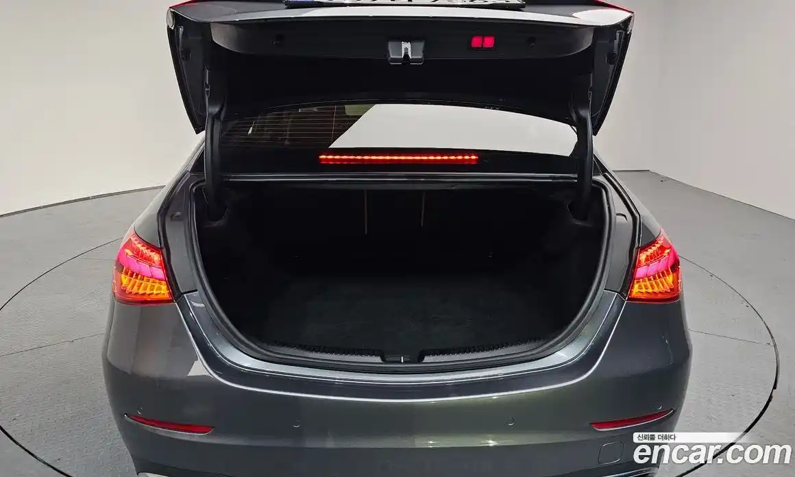 Mercedes-Benz C-Class 2022 2.0 Автомат в Москве № 194188, фото 16