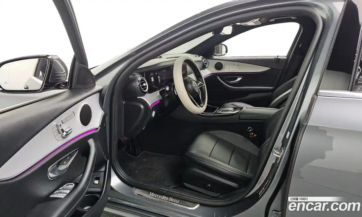 Mercedes-Benz E-Class 2021 2.0 Автомат в Москве № 194325, фото 16