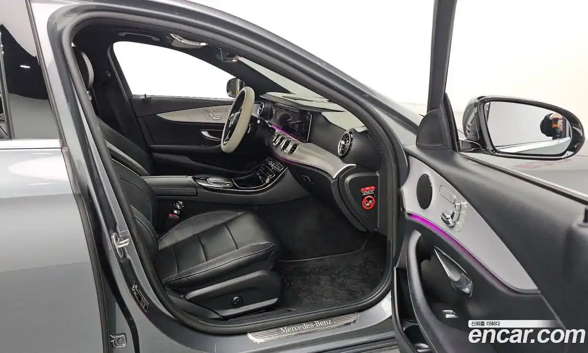 Mercedes-Benz E-Class 2021 2.0 Автомат в Москве № 194325, фото 20