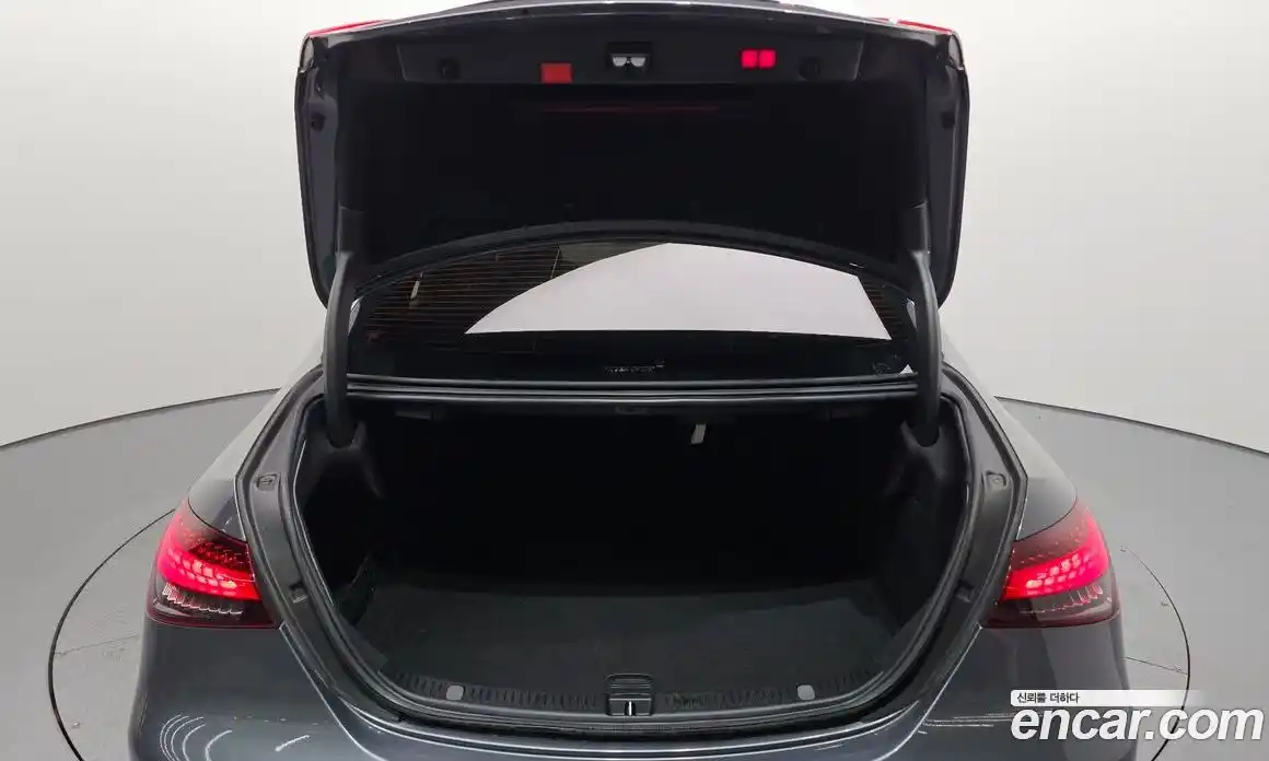 Mercedes-Benz E-Class 2021 2.0 Автомат в Москве № 194325, фото 9