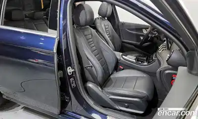 Mercedes-Benz E-Class, 2022