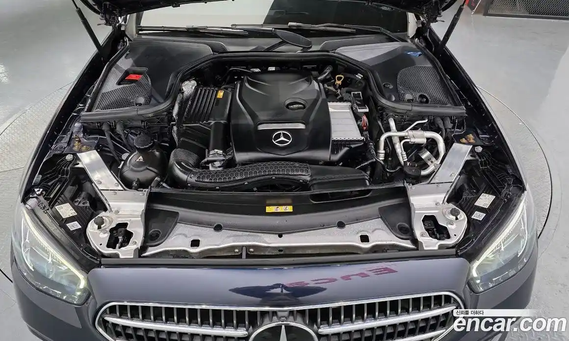 Mercedes-Benz E-Class 2022 2.0 Автомат в Москве № 194753, фото 16