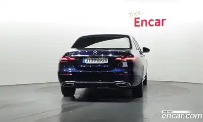 Mercedes-Benz E-Class 2022 2.0 Автомат в Москве № 194753, миниатюра 7