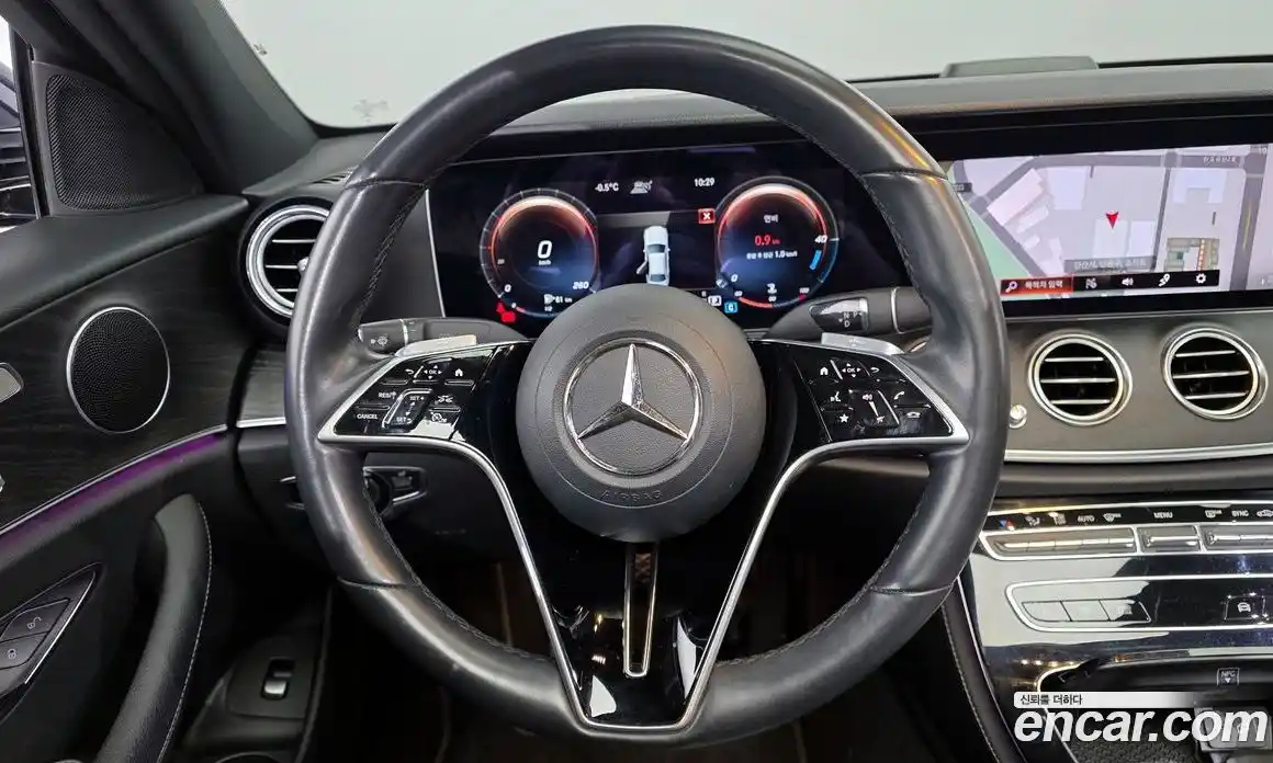 Mercedes-Benz E-Class 2022 2.0 Автомат в Москве № 194753, фото 10