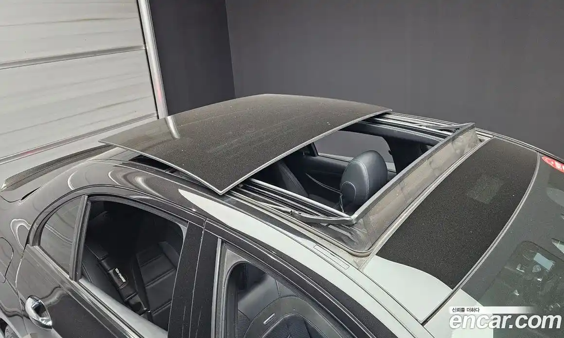 Mercedes-Benz E-Class 2018 4.0 Автомат в Москве № 195514, фото 13