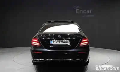 Mercedes-Benz E-Class 2018 4.0 Автомат в Москве № 195514, миниатюра 7