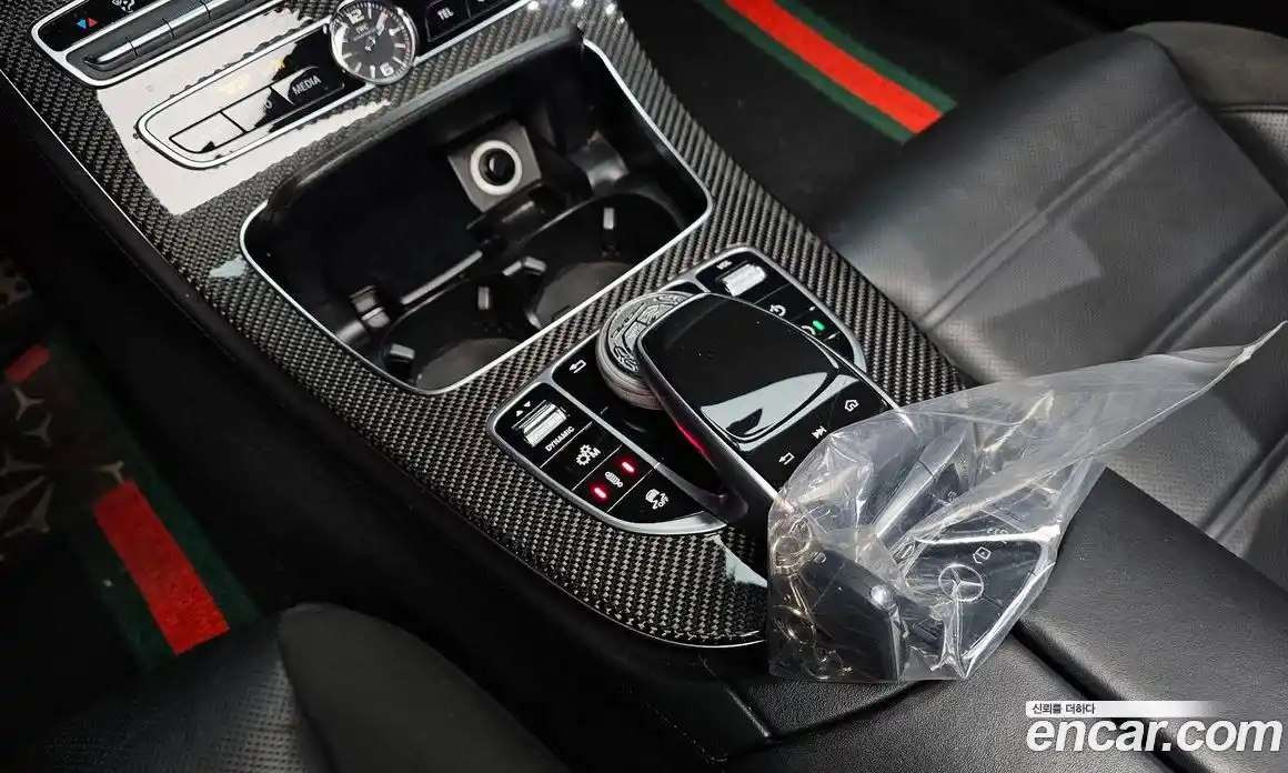 Mercedes-Benz E-Class 2018 4.0 Автомат в Москве № 195514, фото 10