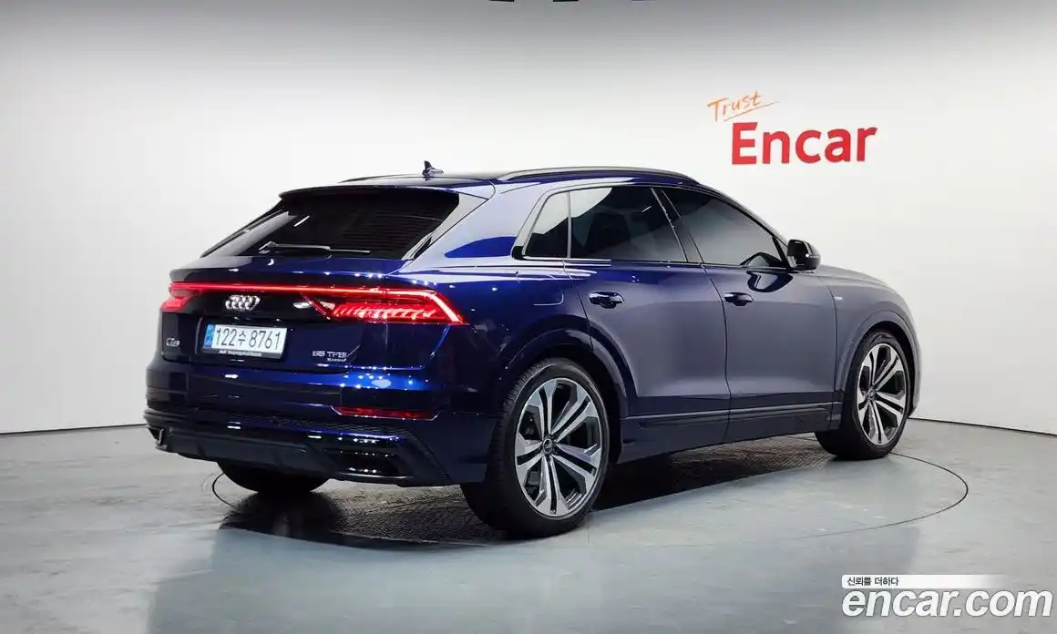 Audi Q8 2023 3.0 Автомат в Москве № 195936, фото 14