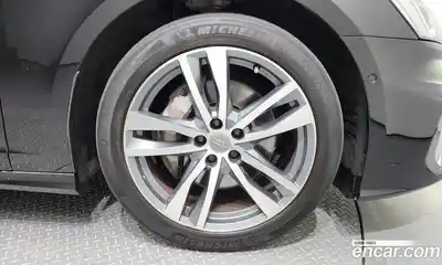 Audi A6 2020 2.0 Автомат в Москве № 196554, миниатюра 4