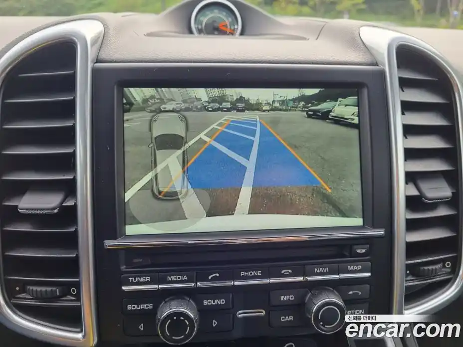 Porsche Cayenne 2016 3.6 Автомат в Москве № 197713, фото 16