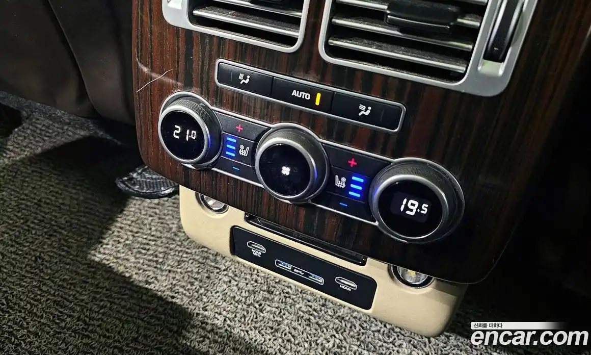 Land Rover Range-Rover 2017 4.4 Автомат в Москве № 198252, фото 5