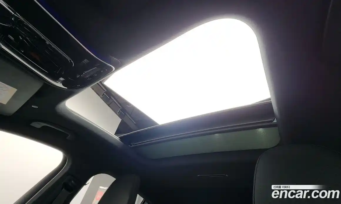 Mercedes-Benz GLC-Class 2025 2.0 Автомат в Москве № 200432, фото 3