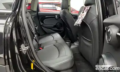 Mini Cooper 2022 1.5 Автомат в Москве № 201126, миниатюра 12