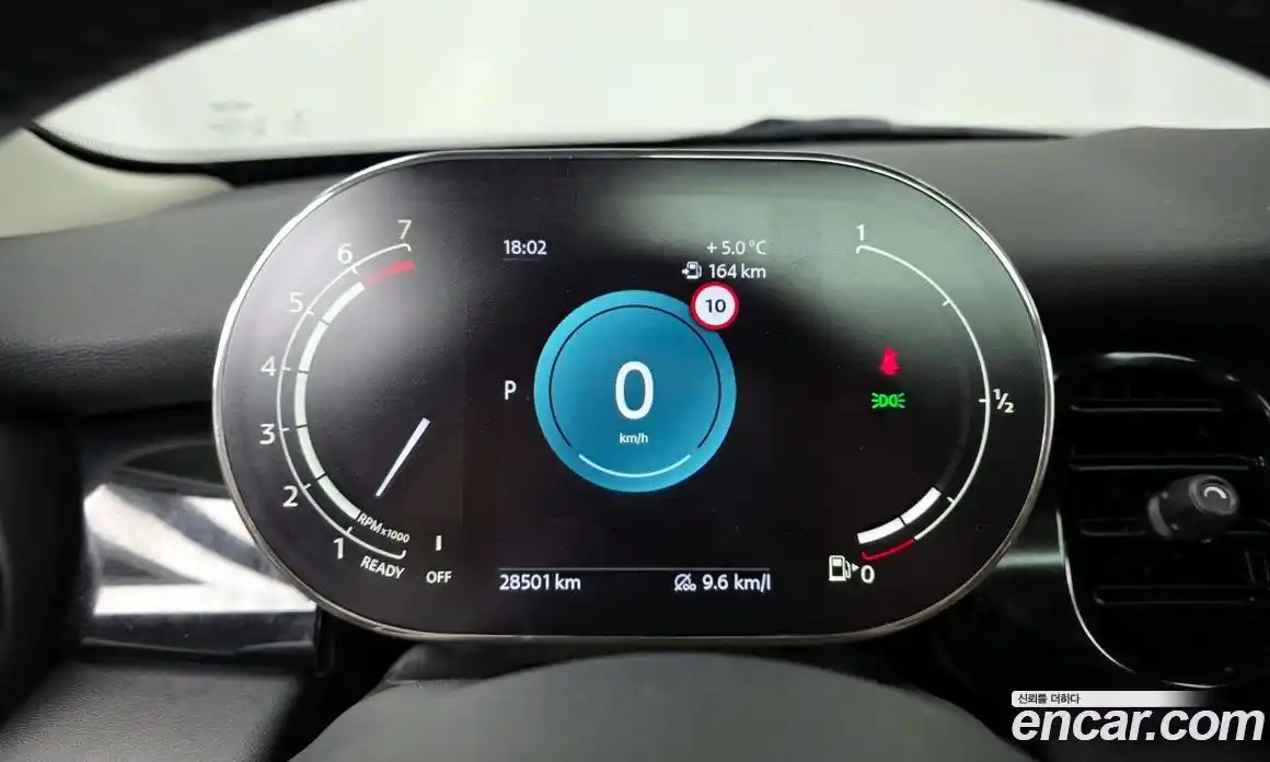 Mini Cooper 2022 1.5 Автомат в Москве № 201126, фото 8