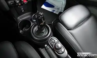 Mini Cooper 2022 1.5 Автомат в Москве № 201126, миниатюра 9