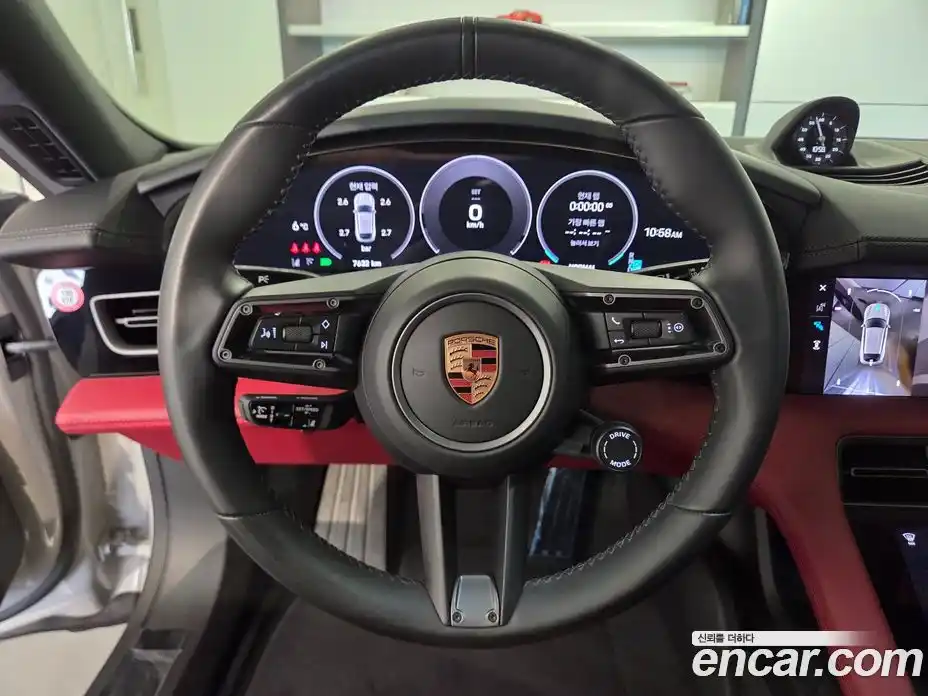 Porsche Taycan 2025 0.1 Автомат в Москве № 212138, фото 11