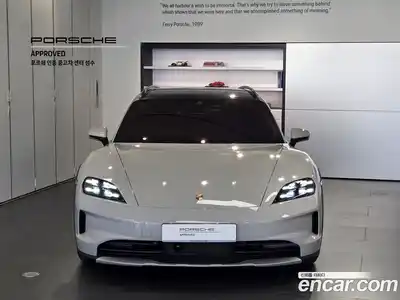 Porsche Taycan 2025 0.1 Автомат в Москве № 212138, миниатюра 3