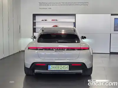 Porsche Taycan 2025 0.1 Автомат в Москве № 212138, миниатюра 4