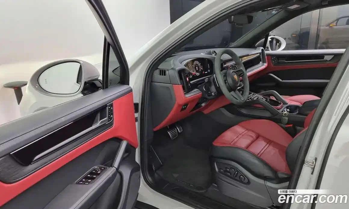 Porsche Cayenne 2025 4.0 Автомат в Москве № 212929, фото 14