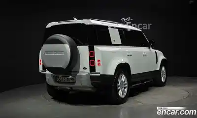 Land Rover Defender 2022 3.0 Автомат в Москве № 213343, миниатюра 2