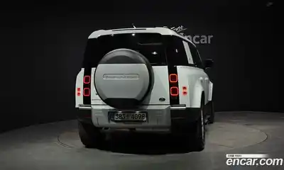 Land Rover Defender 2022 3.0 Автомат в Москве № 213343, миниатюра 4