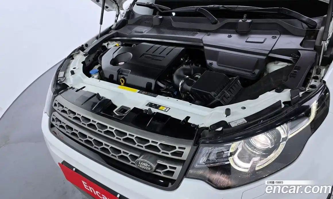 Land Rover Discovery Sport 2019 2.0 Автомат в Москве № 213476, фото 1