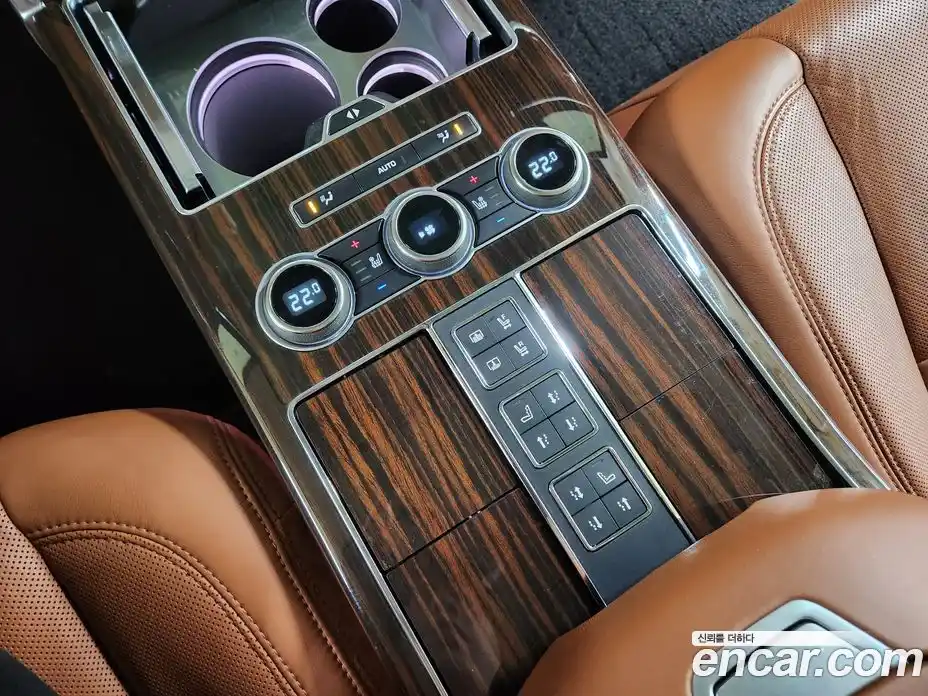 Land Rover Range-Rover 2017 5.0 Автомат в Москве № 213819, фото 19