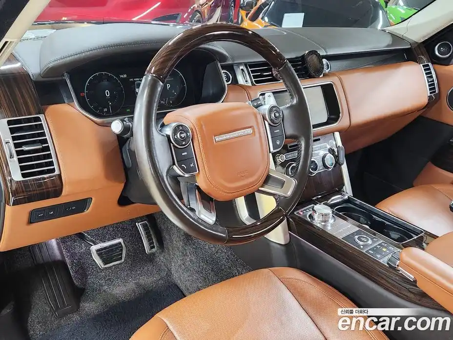 Land Rover Range-Rover 2017 5.0 Автомат в Москве № 213819, фото 10