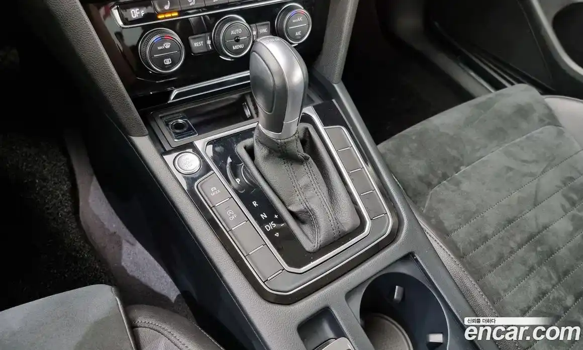 Volkswagen Passat 2018 2.0 Автомат в Москве № 214945, фото 10