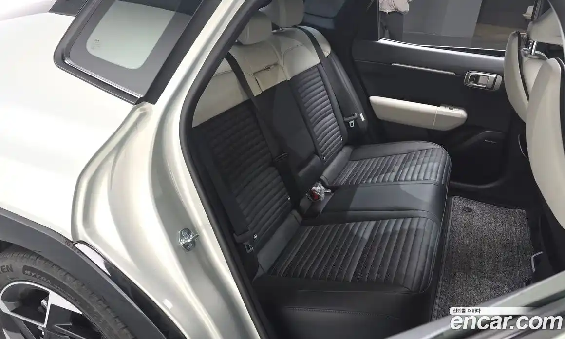 Kia EV4 2026 0.2 Автомат в Москве № 21908, фото 14