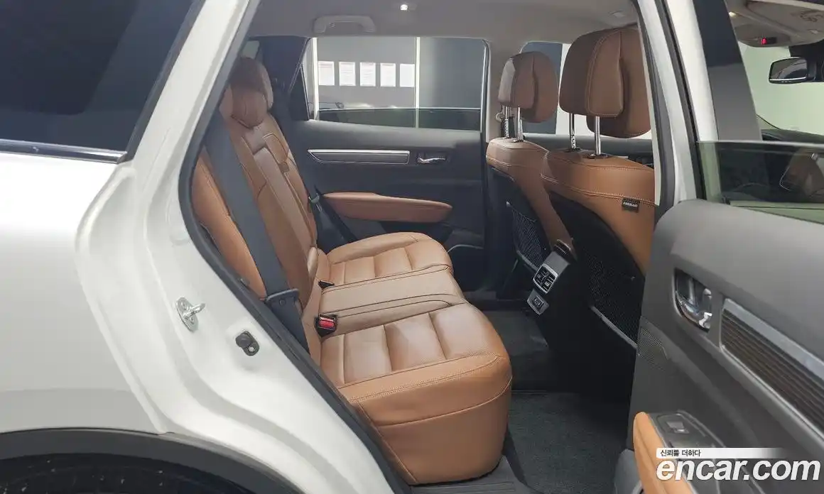 Renault QM6 2023 2.0 Автомат в Москве № 222665, фото 20