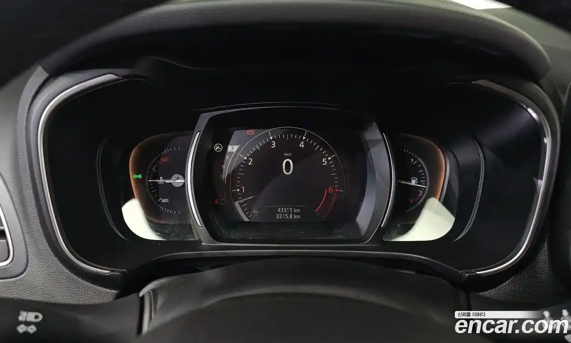 Renault QM6 2023 2.0 Автомат в Москве № 222665, фото 7