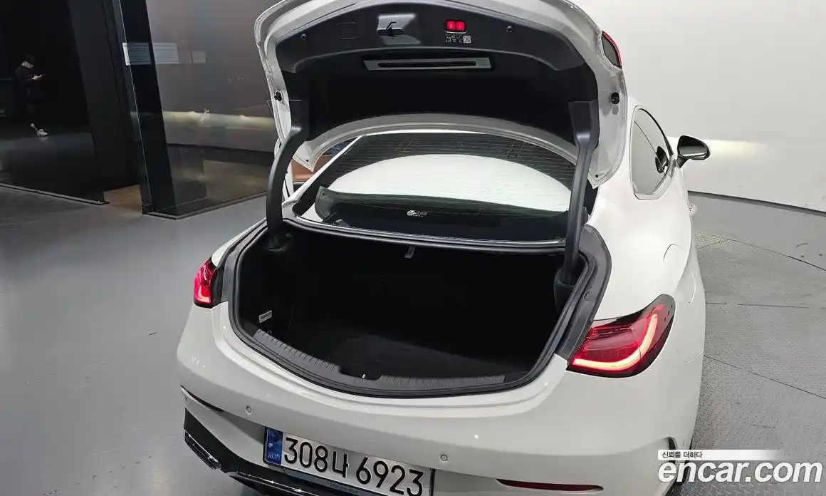 Mercedes-Benz CLE-Class 2024 3.0 Автомат в Москве № 223165, фото 17