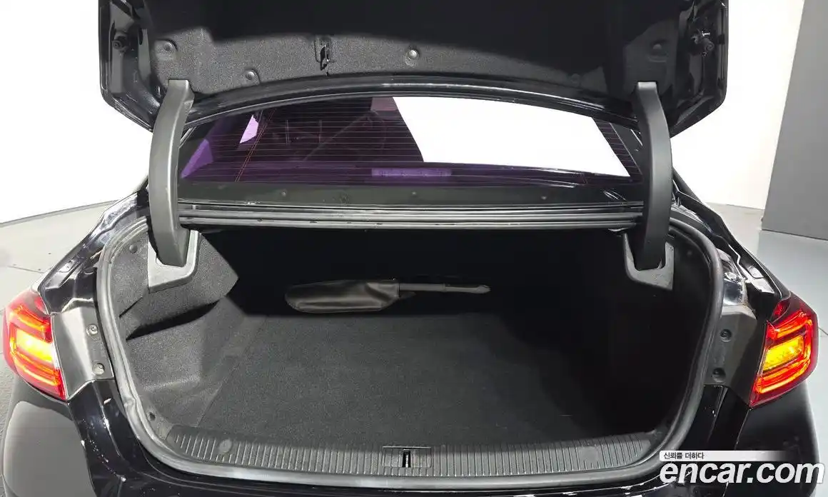 Renault SM6 2017 2.0 Автомат в Москве № 223904, фото 4