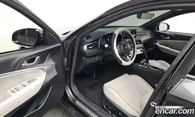 Genesis G70 2025 2.5 Автомат в Москве № 22592, миниатюра 2