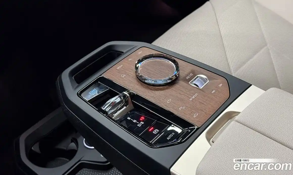 BMW iX 2025 0.3 Автомат в Москве № 228508, фото 9