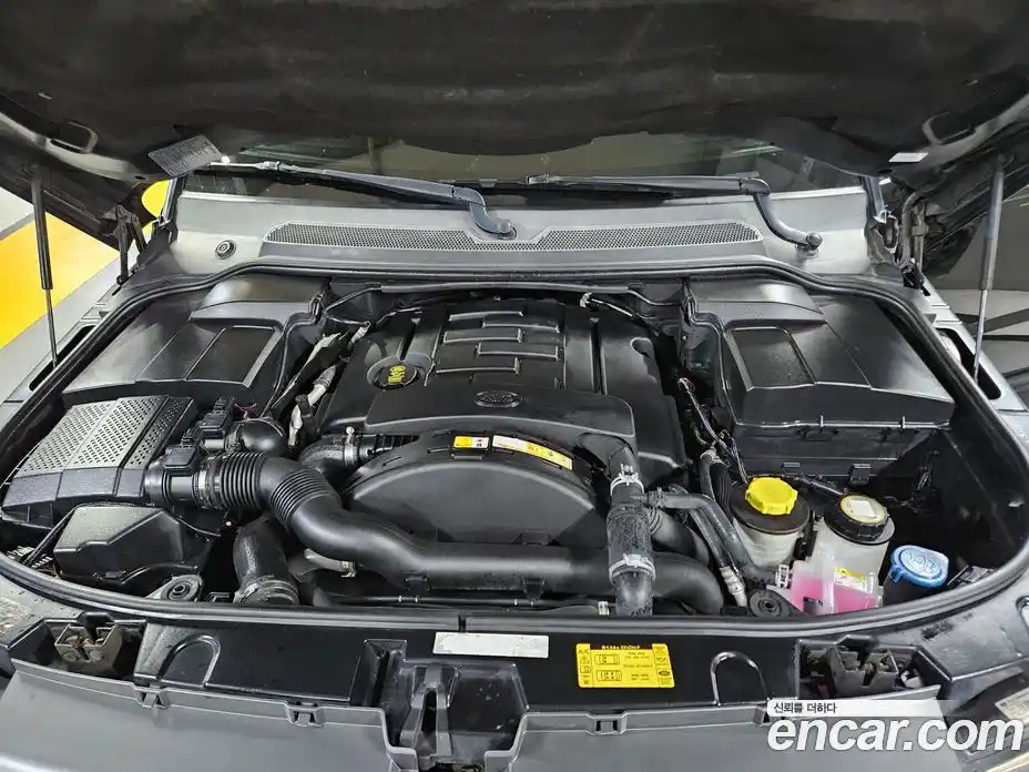 Land Rover Range-Rover Sport 2010 3.0 Автомат в Москве № 231352, фото 6