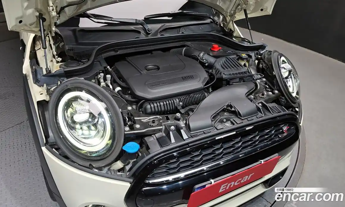 Mini Cooper 2021 2.0 Автомат в Москве № 231470, фото 1