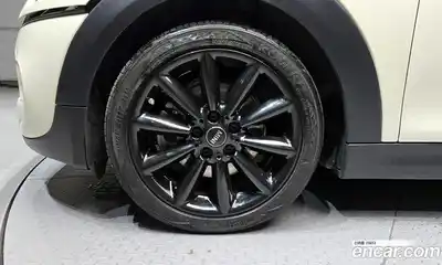 Mini Cooper 2021 2.0 Автомат в Москве № 231470, миниатюра 4