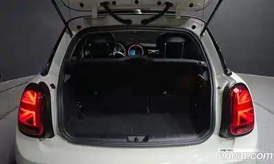 Mini Cooper 2021 2.0 Автомат в Москве № 231470, миниатюра 10